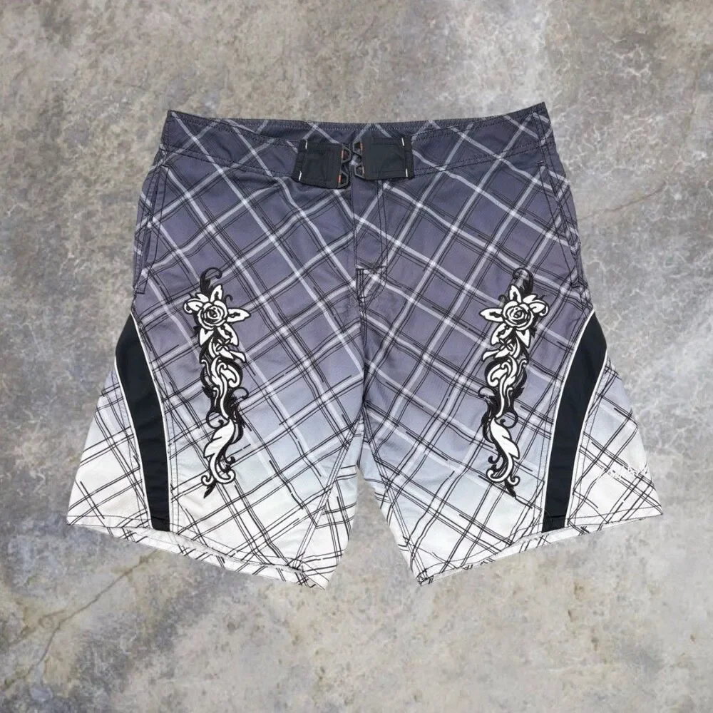 Y2K Iguana Lifewear Board Shorts Mens L Gray Plaid Floral Surf Swim Buckle